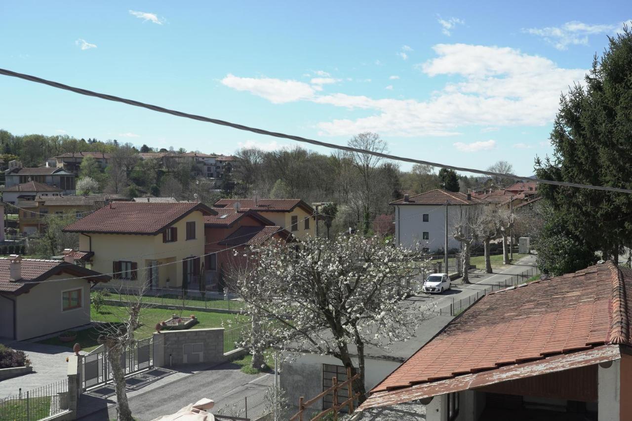 Отель Cascina Riva Leggiuno Экстерьер фото